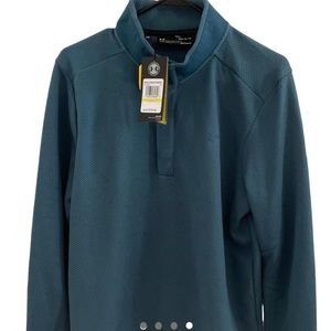 Under armor coat. Great for fall and spring golf. Beautiful color.